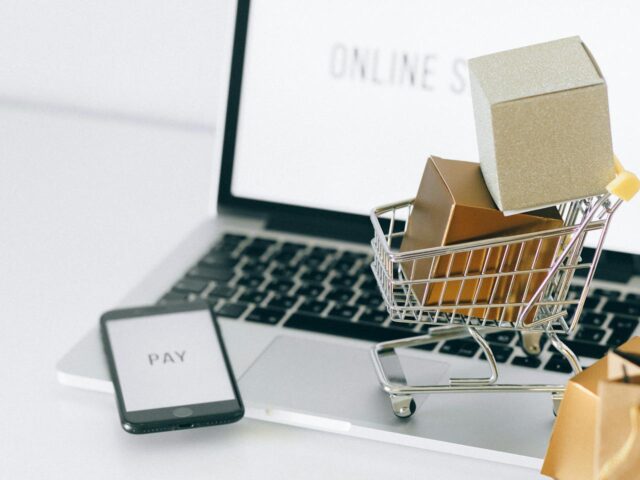 Il problema nascosto di molti ecommerce italiani cataloghi incompleti che non vendono